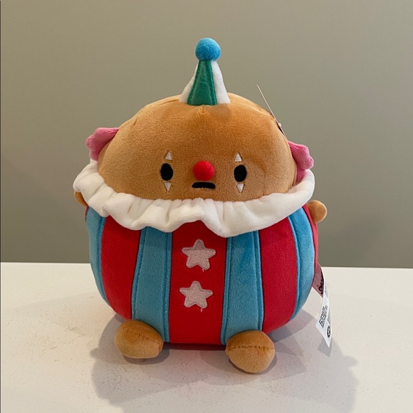 NWT 6” Smoko Clown Tayto Potato Halloween Mini Mochi Plush - Picture 1 of 3